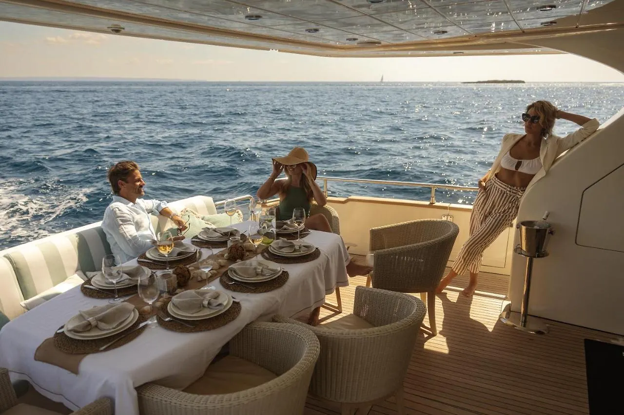 Essoess Boat - Five Star - Exclusive Use Hotel Palma de Mallorca 0*,  Spain