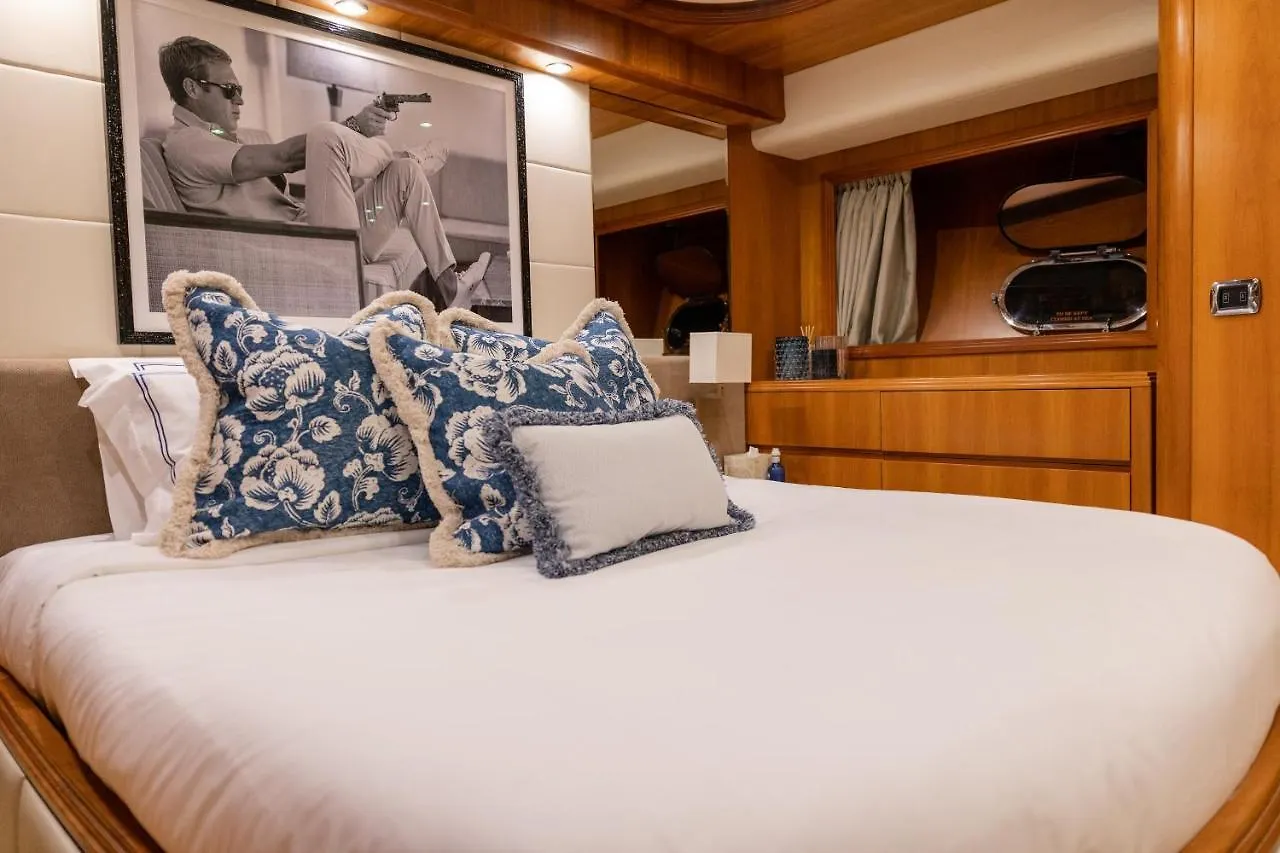 Hotel Essoess Boat - Five Star - Exclusive Use Palma de Mallorca
