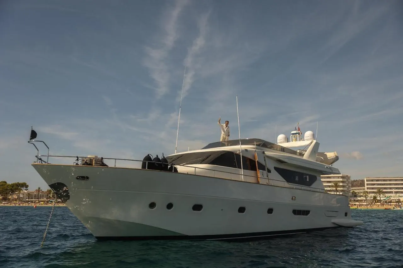 Hotel Essoess Boat - Five Star - Exclusive Use Palma de Mallorca España