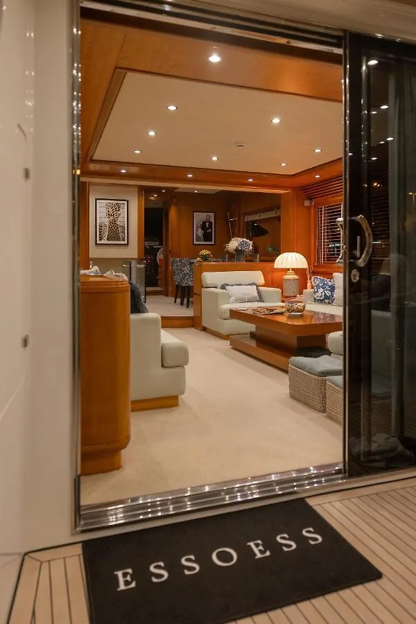Hotel en barco Hotel Essoess Boat - Five Star - Exclusive Use Palma de Mallorca España